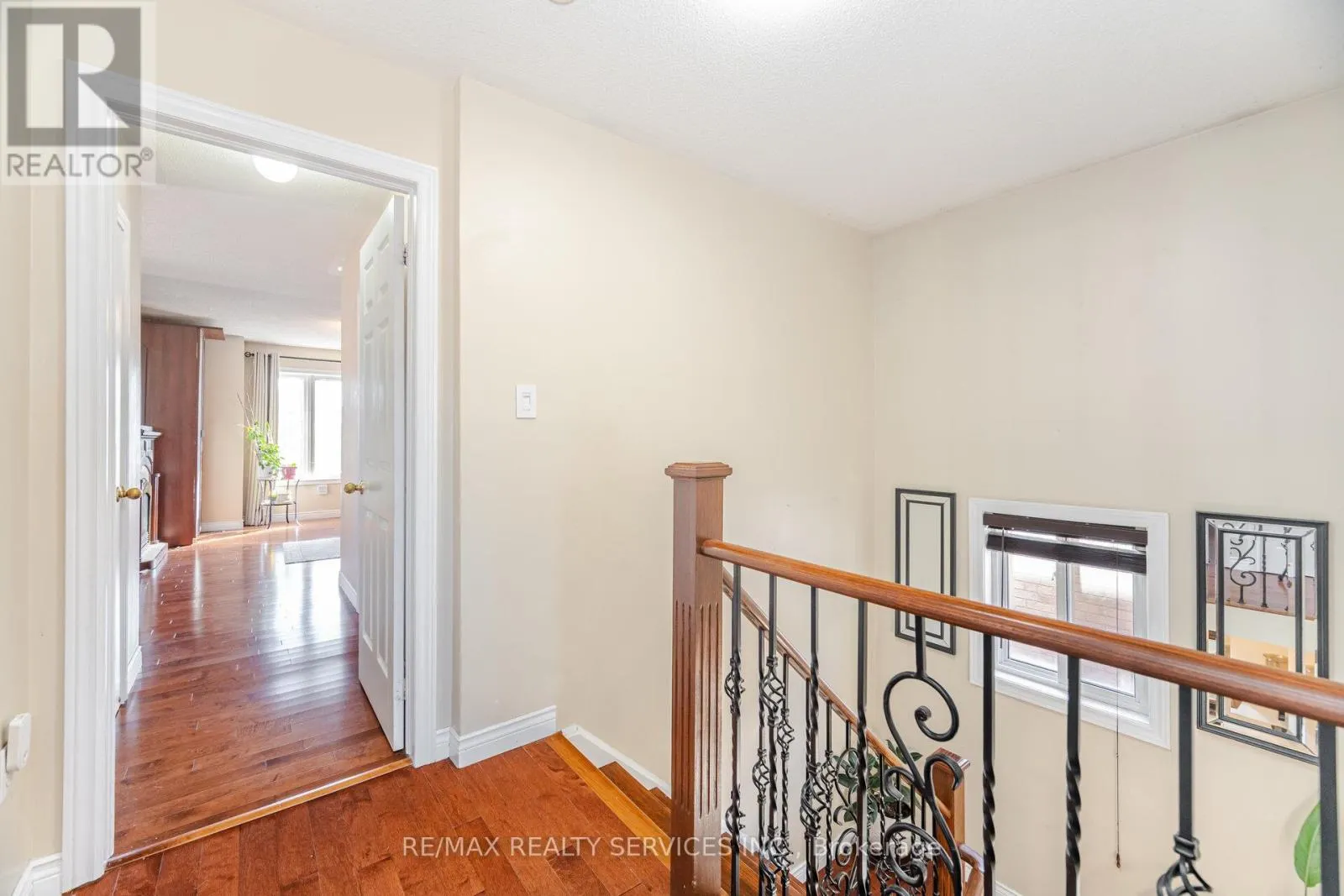28 FALLSTAR CRESCENT