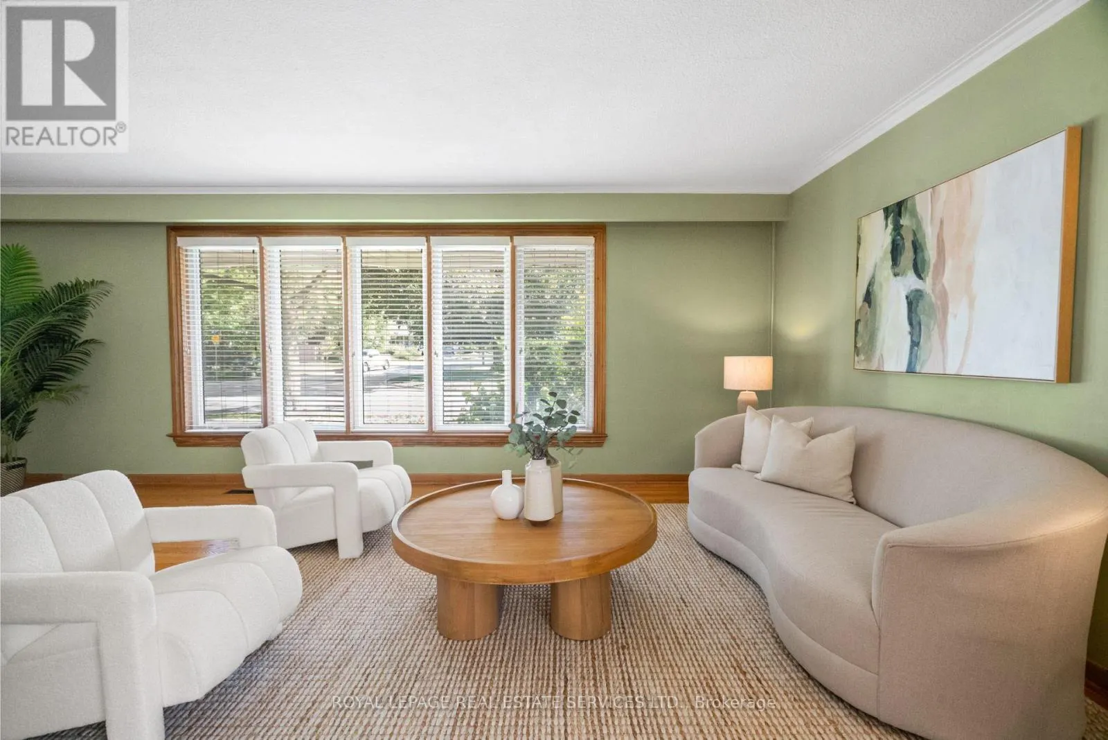 6 LONGFIELD ROAD