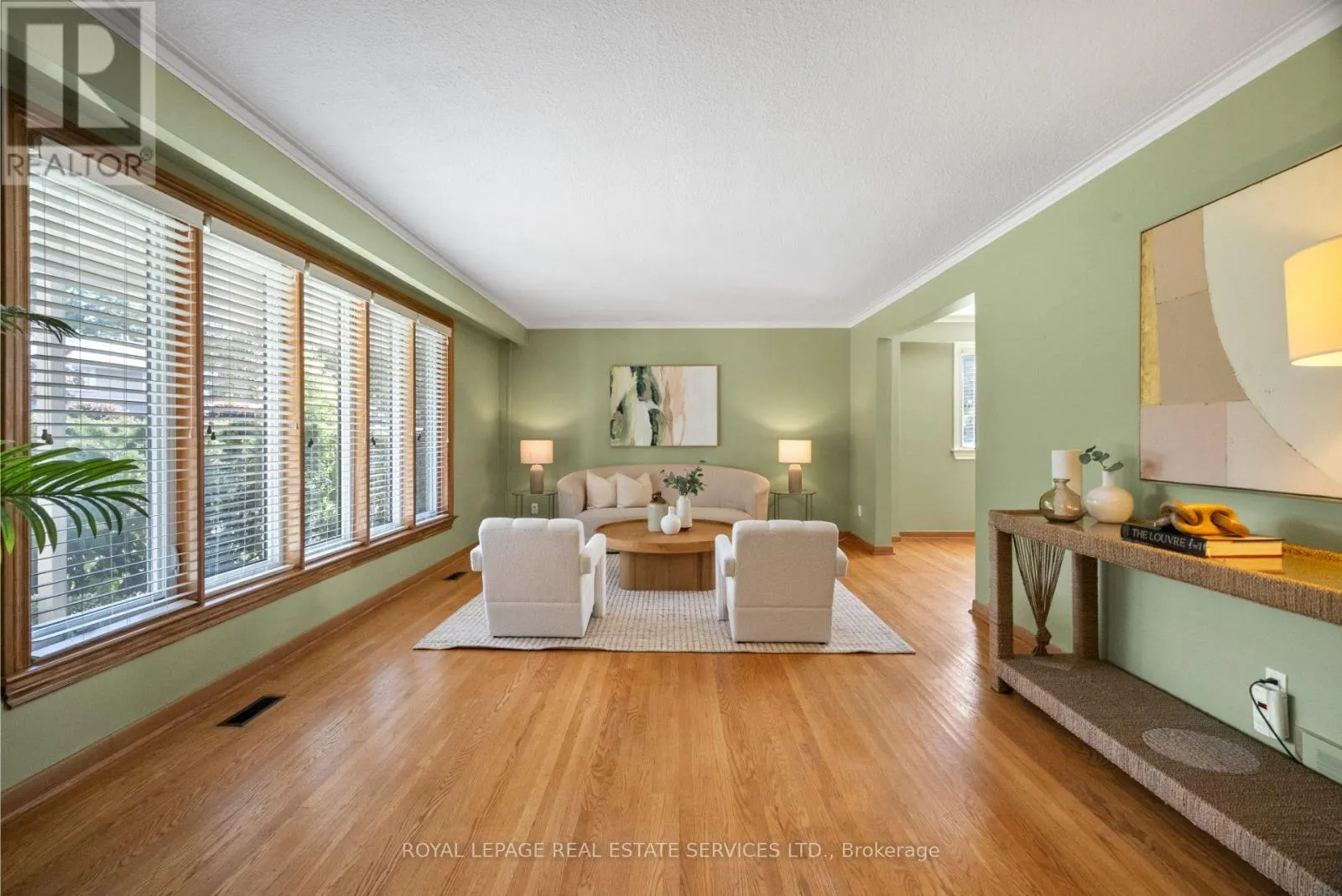 6 LONGFIELD ROAD