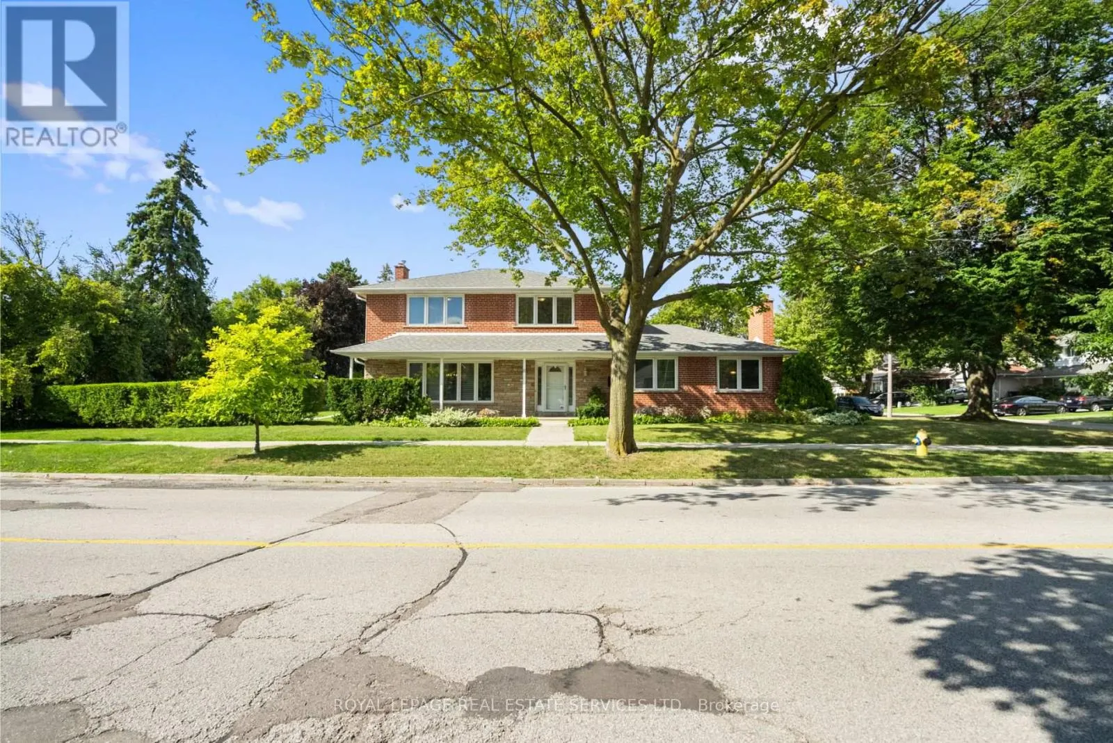 6 LONGFIELD ROAD