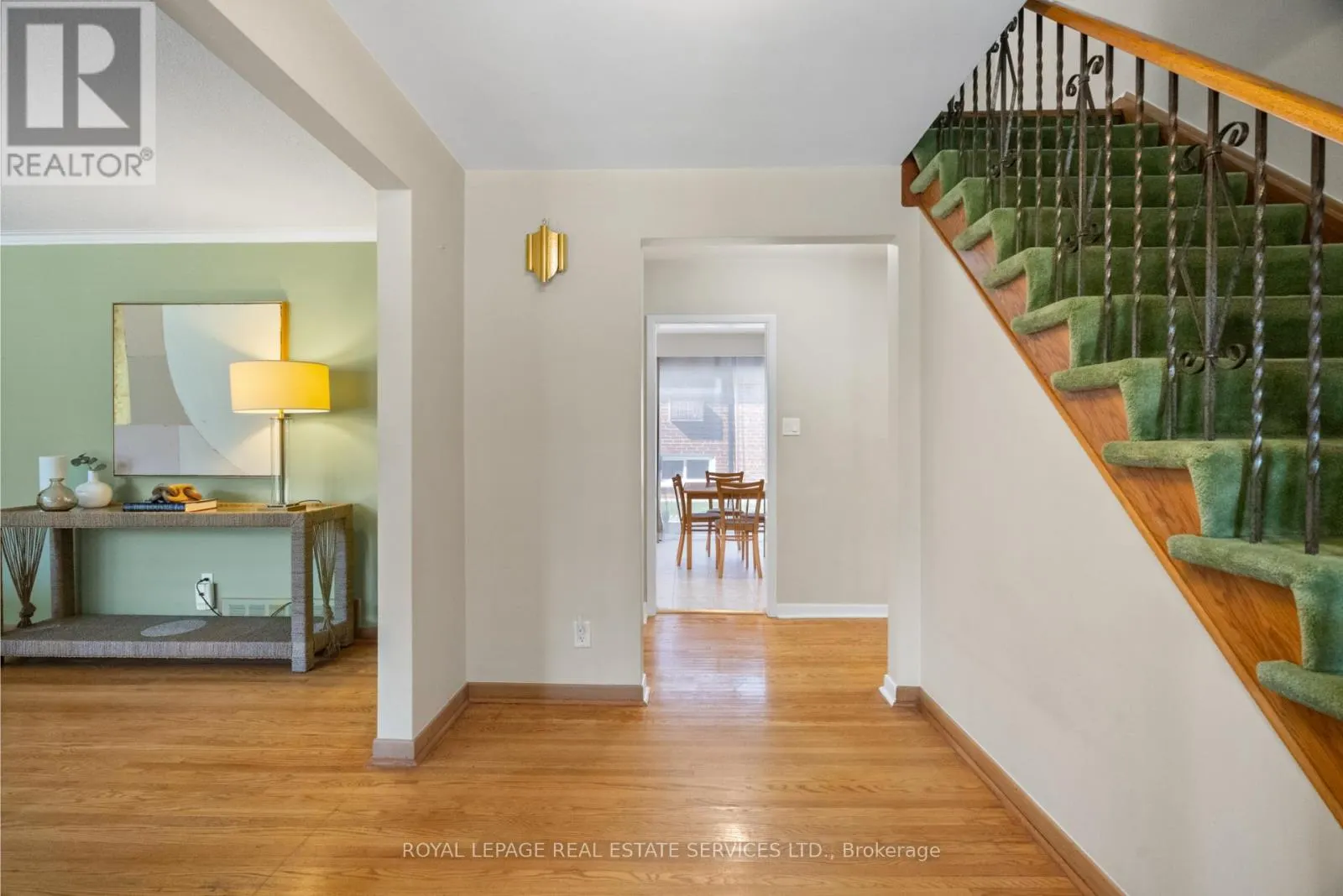 6 LONGFIELD ROAD