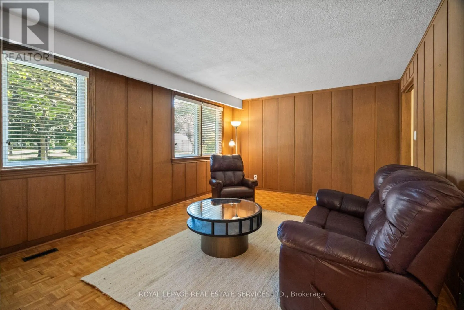6 LONGFIELD ROAD