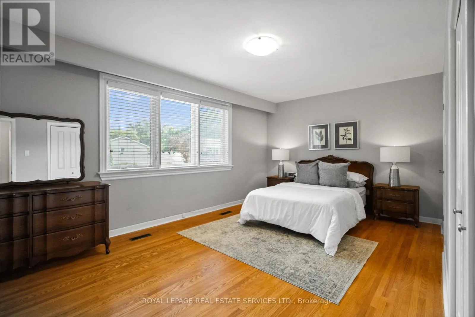 6 LONGFIELD ROAD