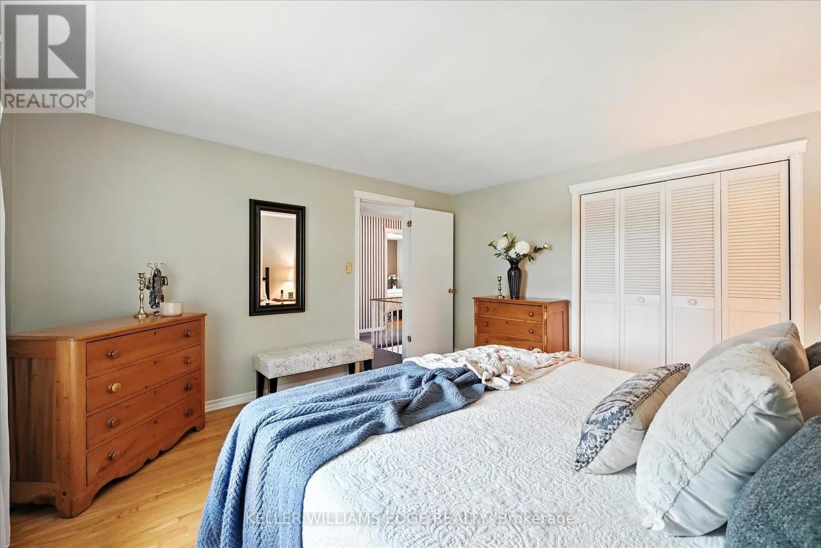 2105 AGINCOURT CRESCENT