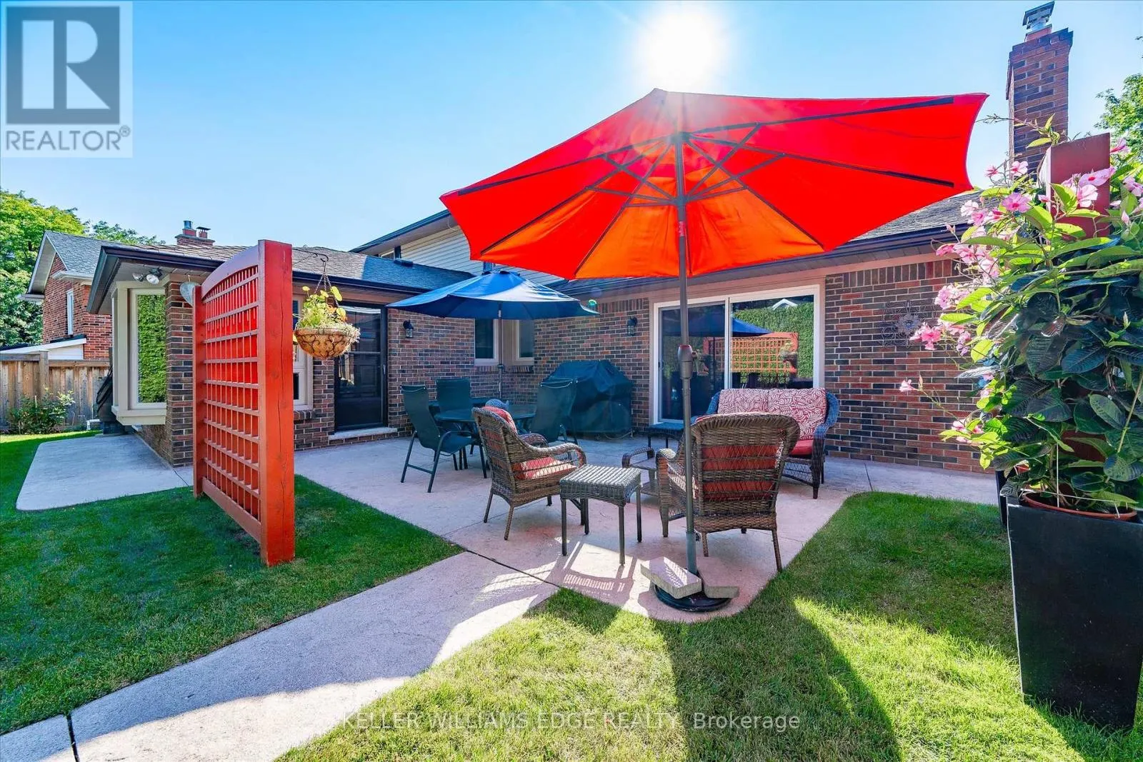 2105 AGINCOURT CRESCENT