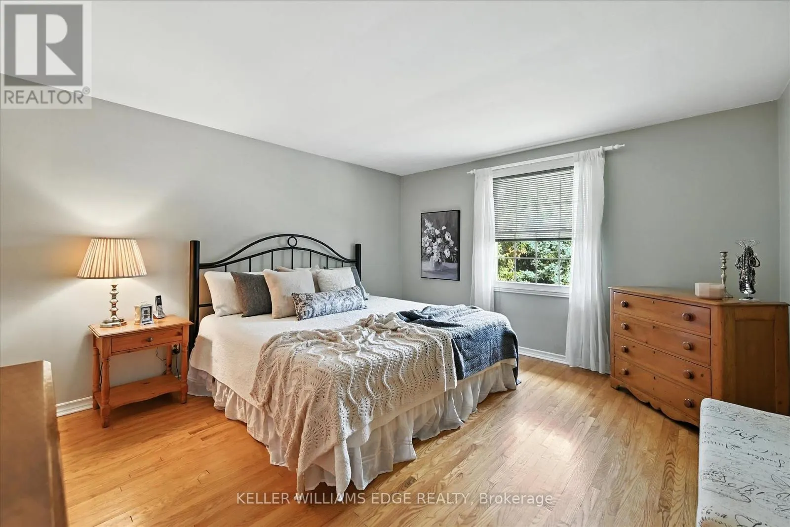 2105 AGINCOURT CRESCENT