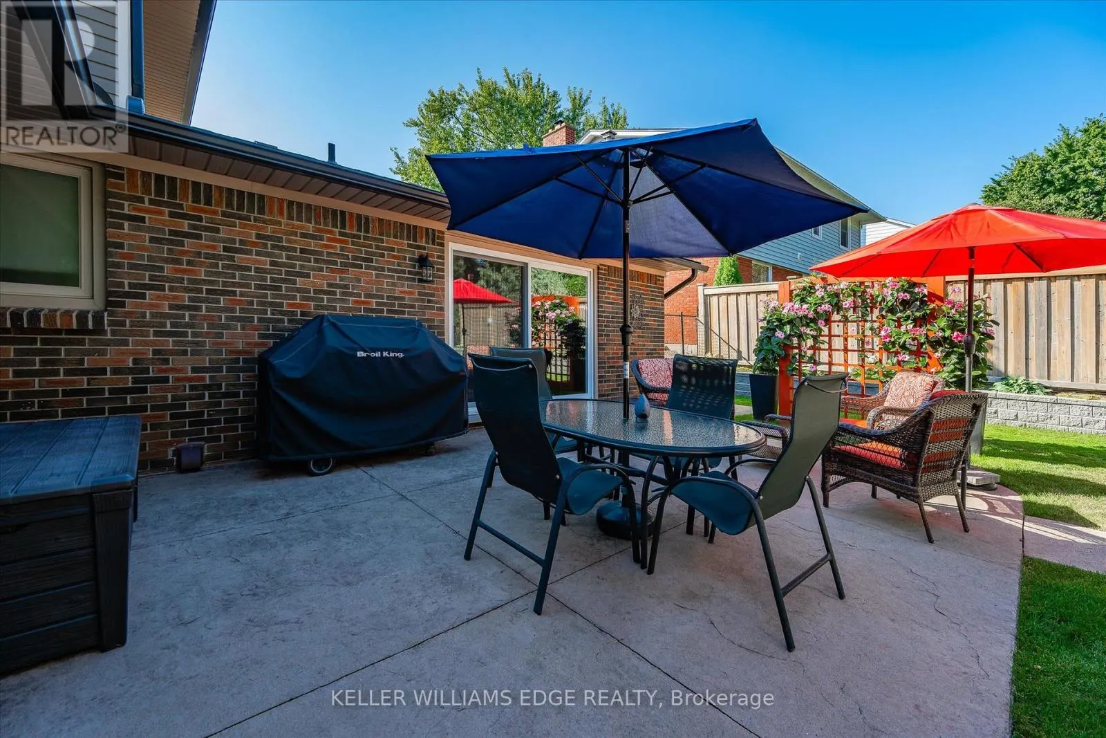 2105 AGINCOURT CRESCENT