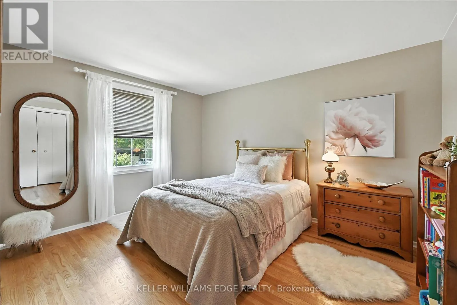 2105 AGINCOURT CRESCENT