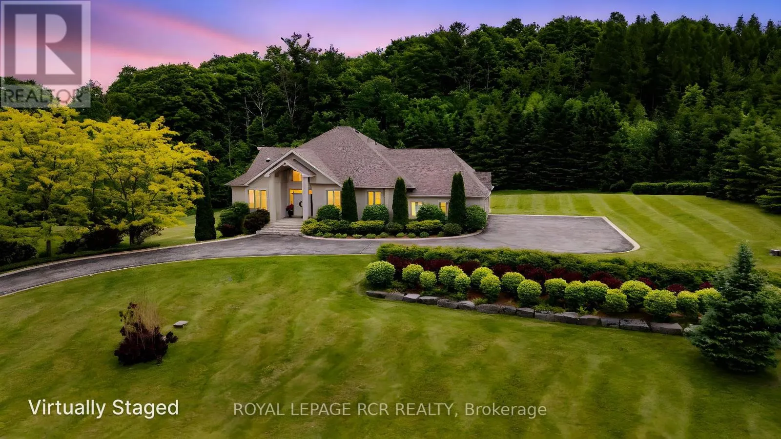 5 WOODLOT COURT