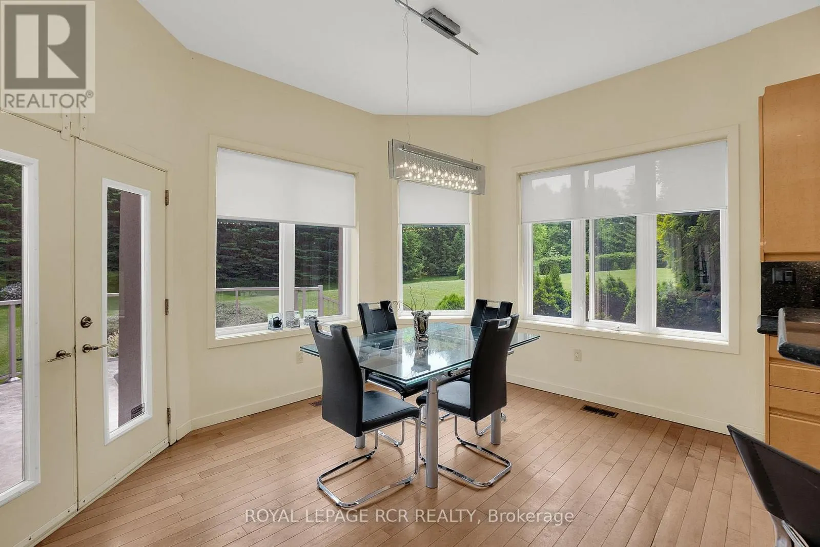 5 WOODLOT COURT