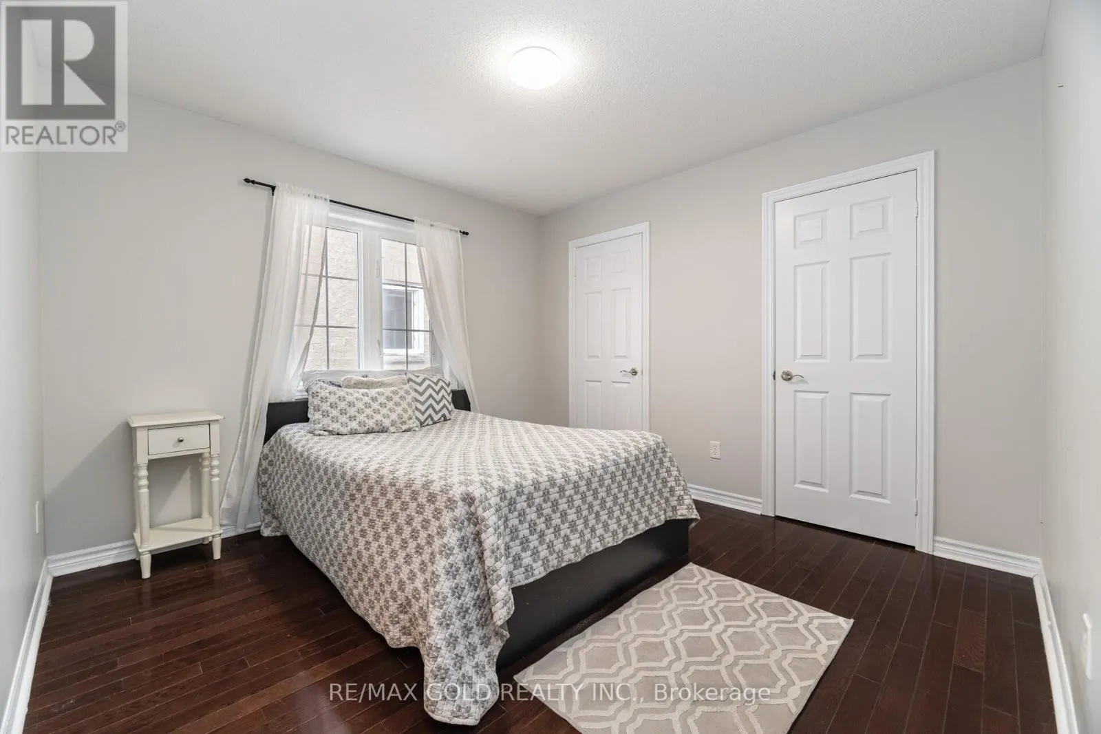 15 OAKHAVEN ROAD