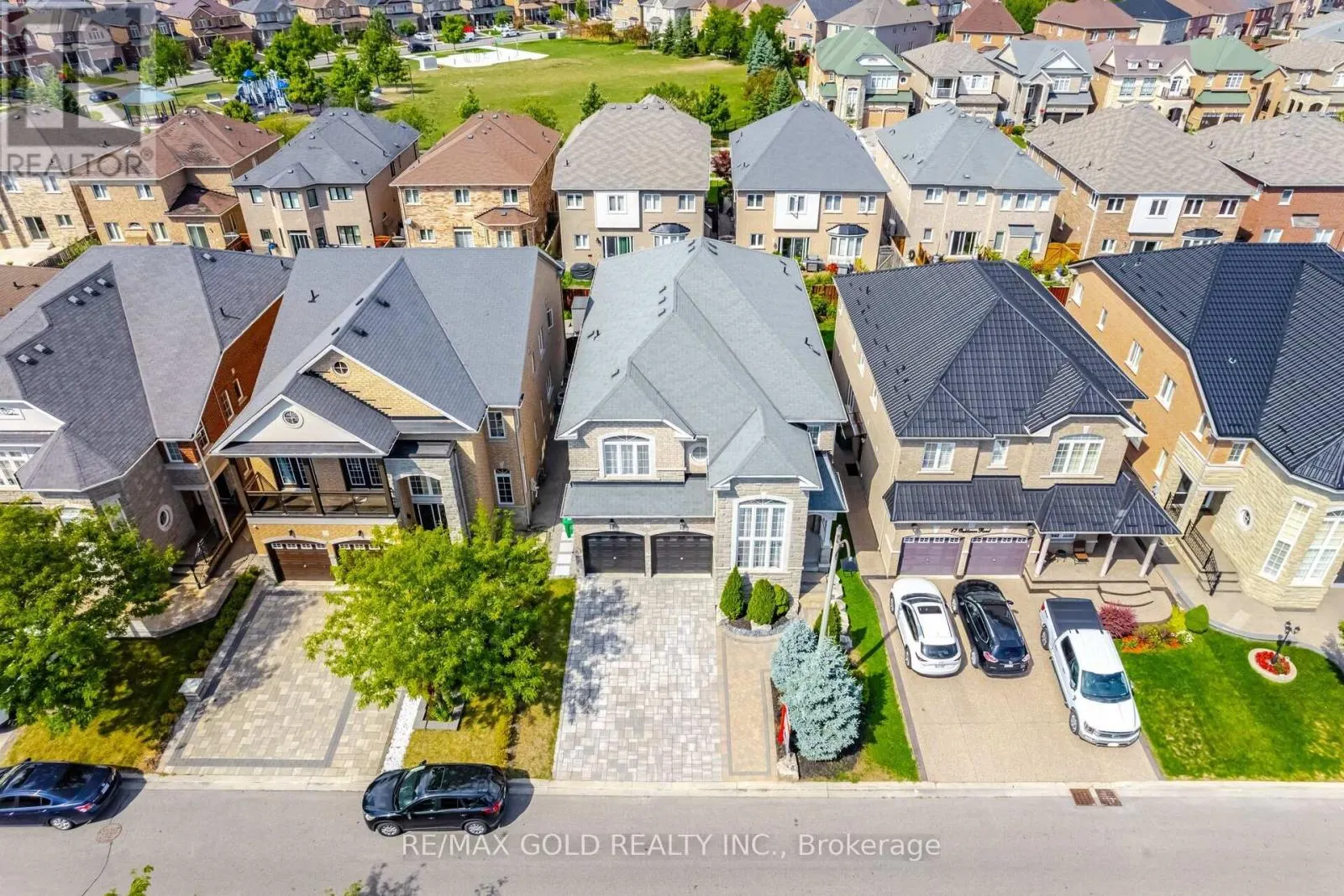 15 OAKHAVEN ROAD