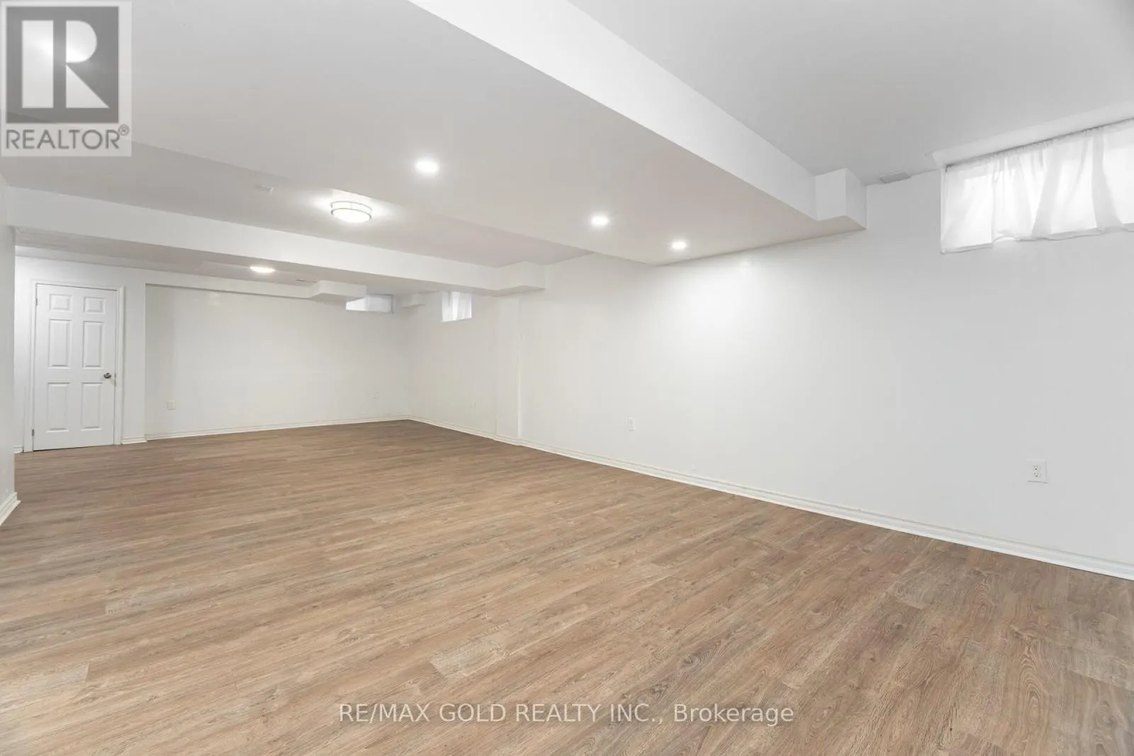 15 OAKHAVEN ROAD