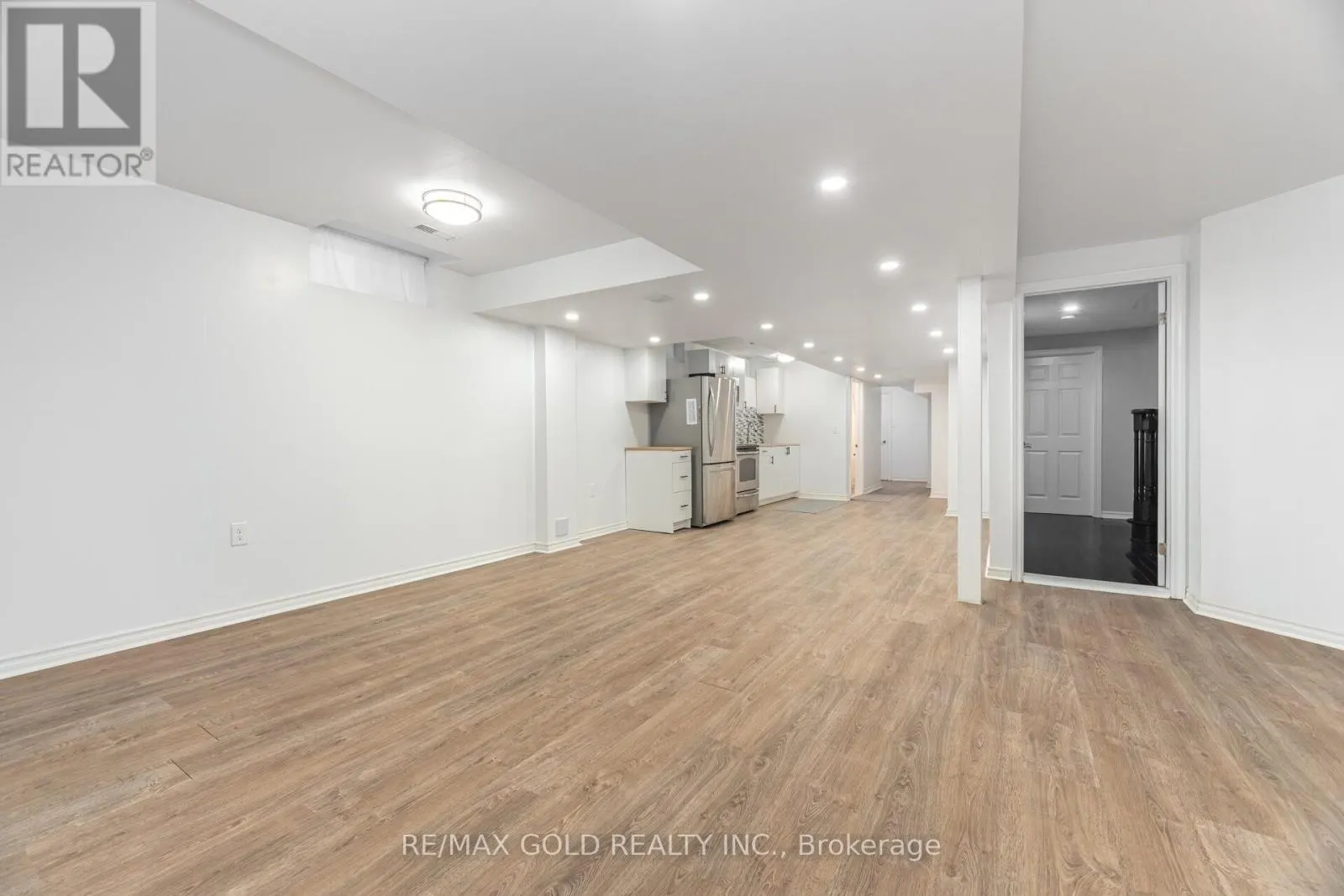 15 OAKHAVEN ROAD