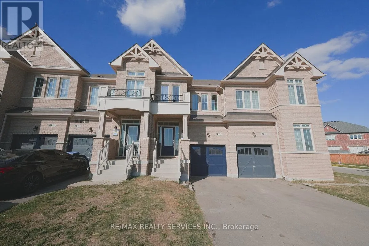 3 SPARROWBROOK STREET