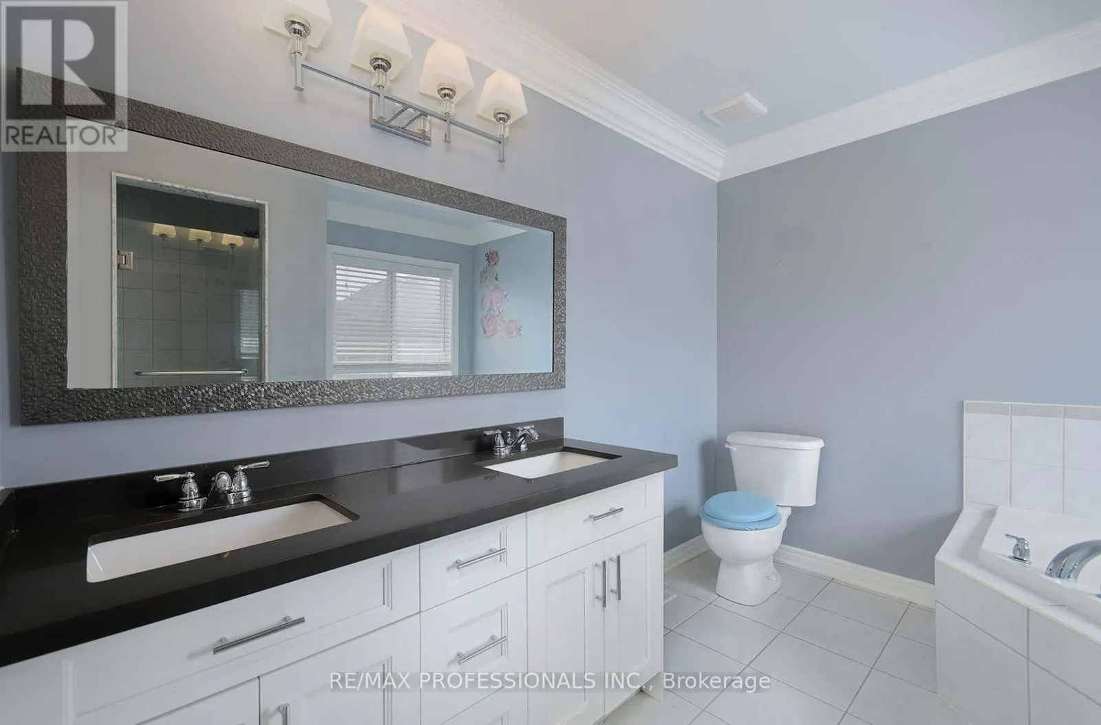 1095 TUPPER DRIVE