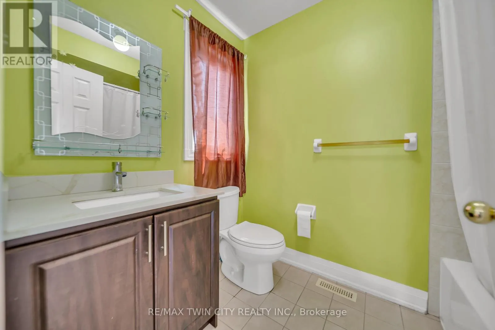 562 ORANGE WALK CRESCENT