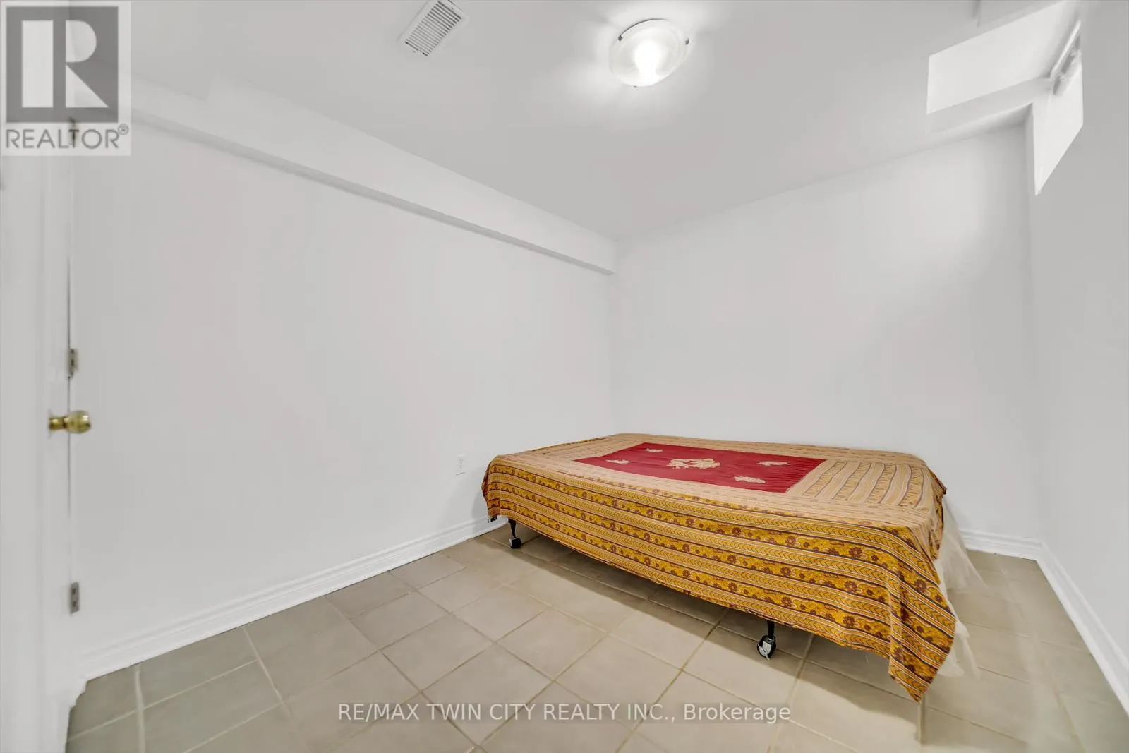 562 ORANGE WALK CRESCENT