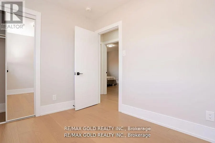 41 DANESBURY CRESCENT