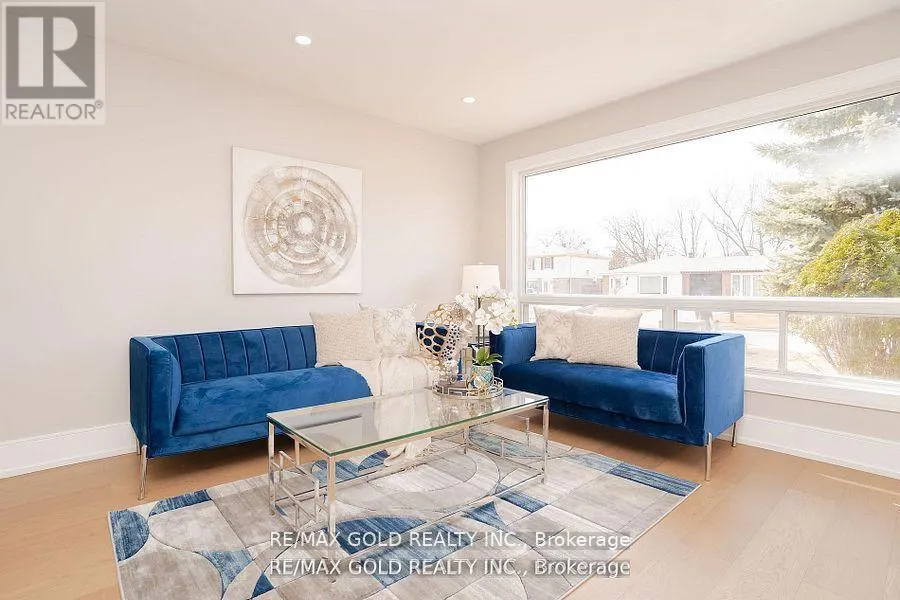 41 DANESBURY CRESCENT