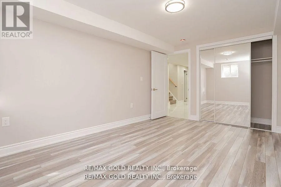 41 DANESBURY CRESCENT