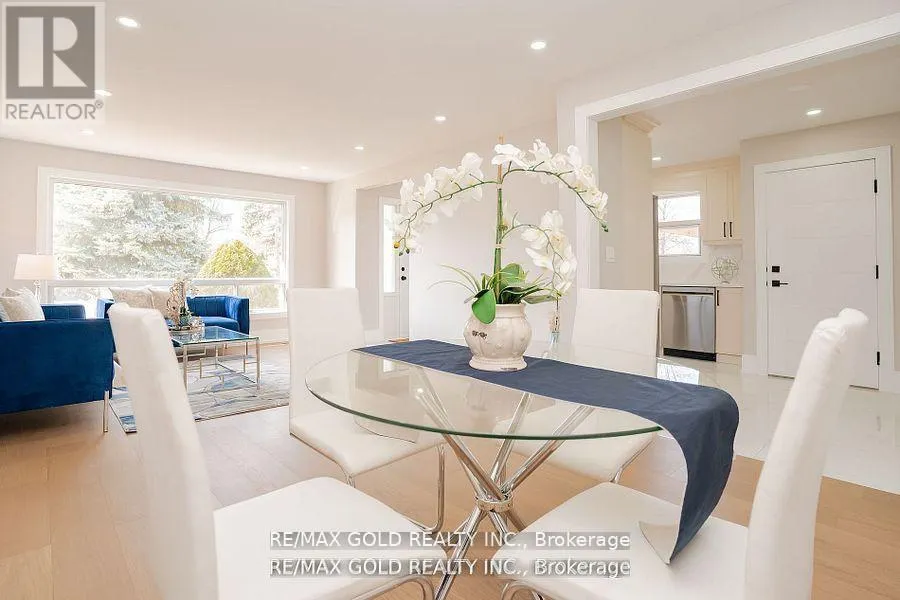 41 DANESBURY CRESCENT
