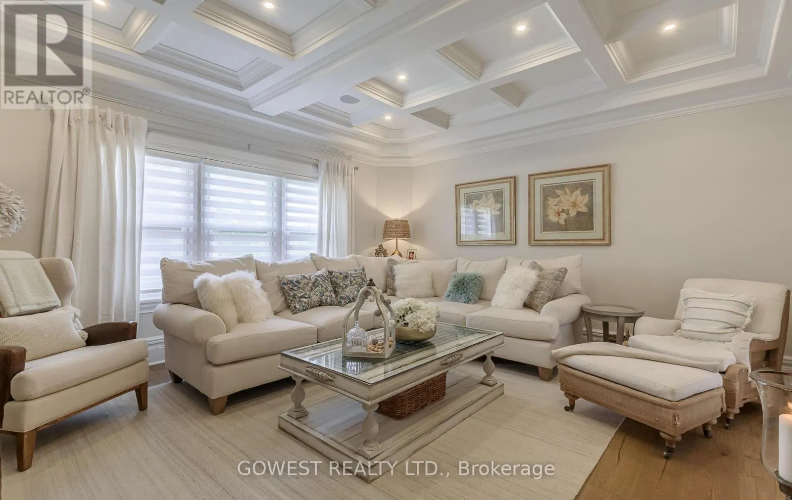 376 CHARTWELL ROAD