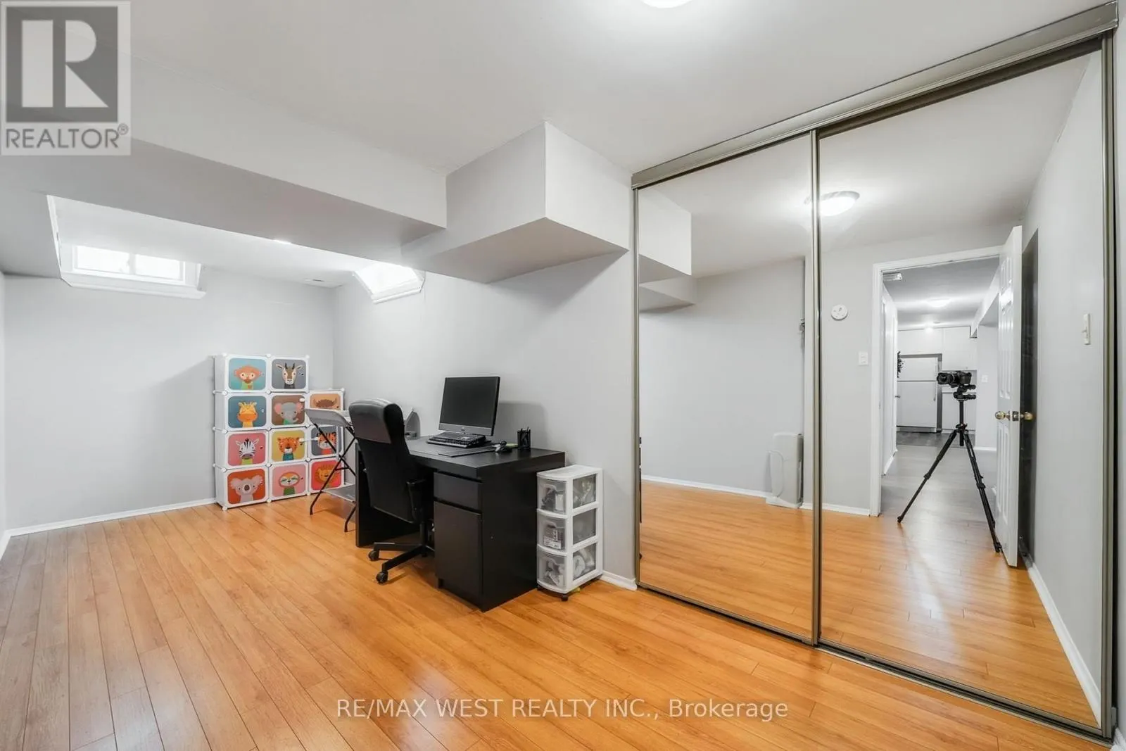 3170 AVALON DRIVE