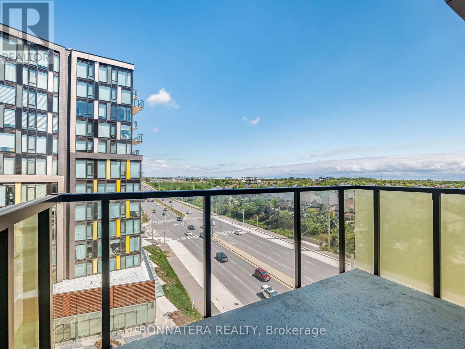705 - 3006 WILLIAM CUTMORE BOULEVARD