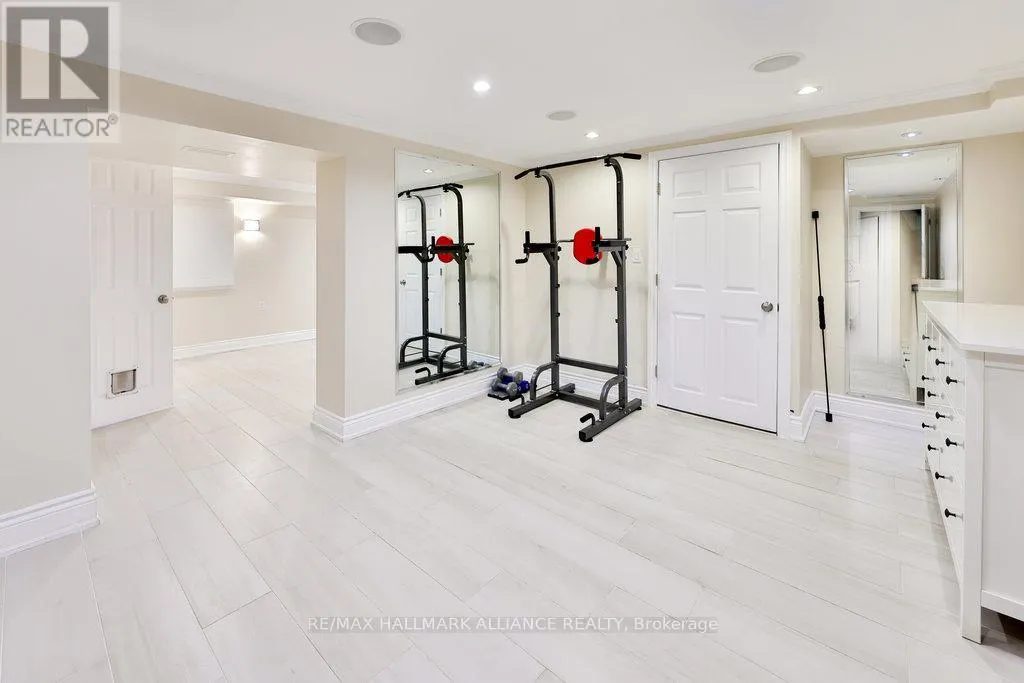 1316 CAMBRIDGE DRIVE
