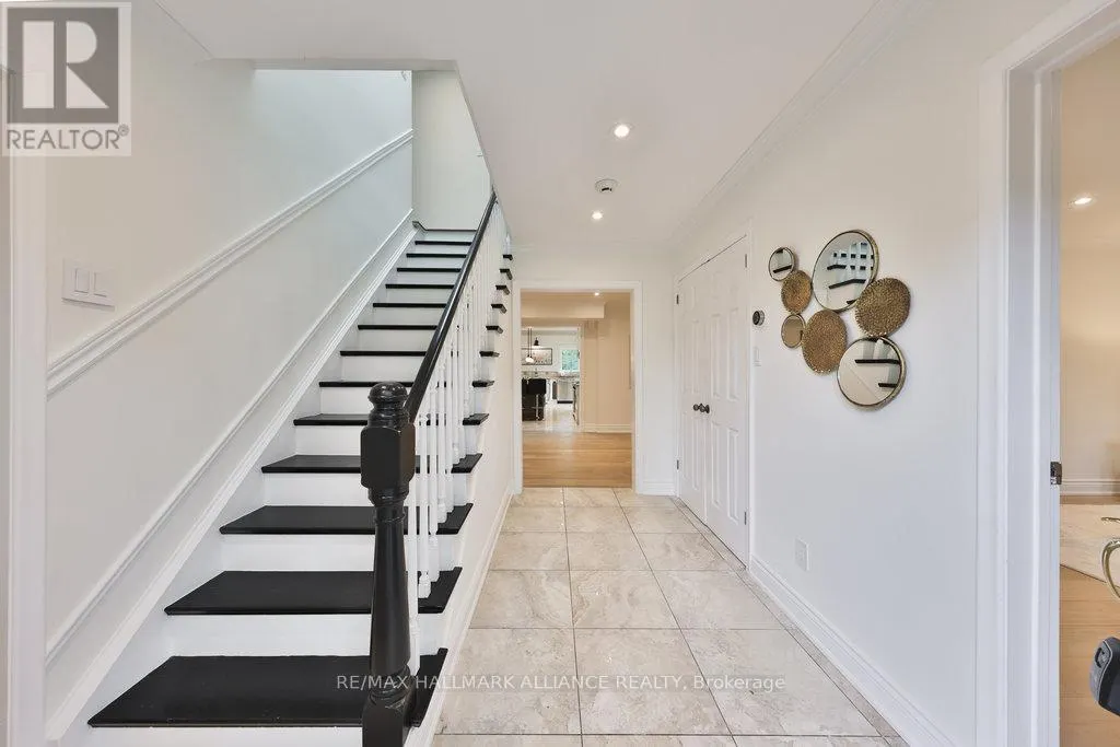 1316 CAMBRIDGE DRIVE