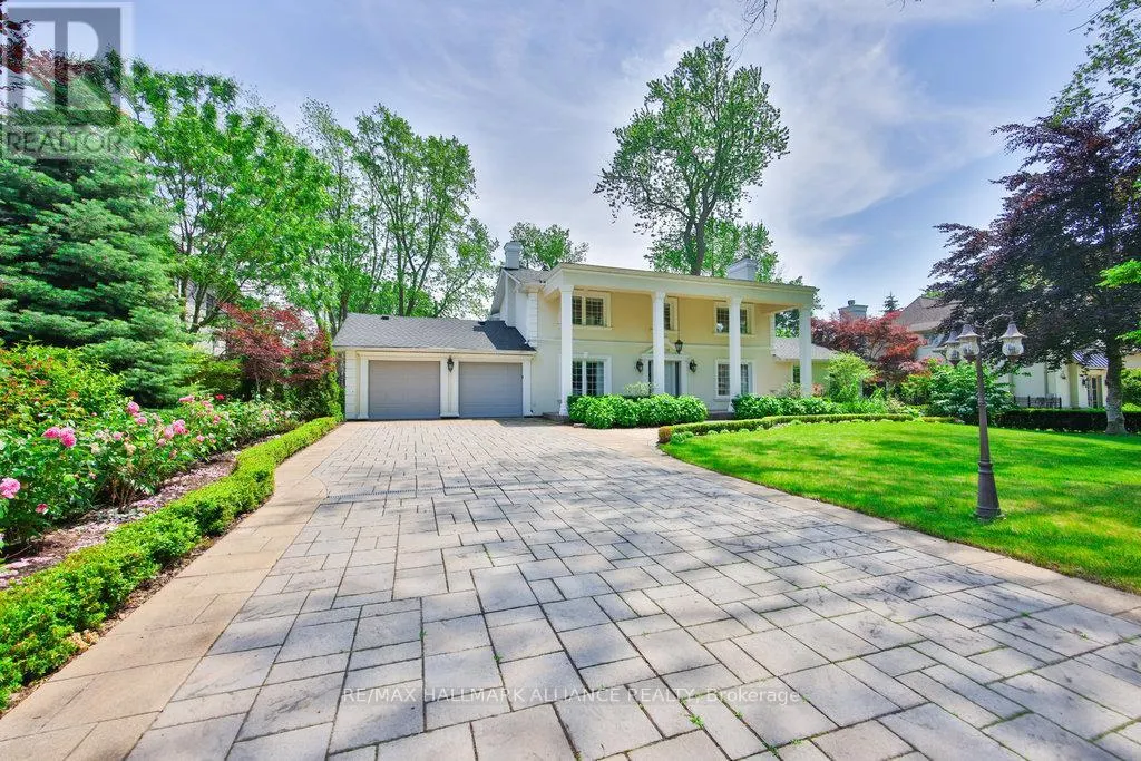 1316 CAMBRIDGE DRIVE