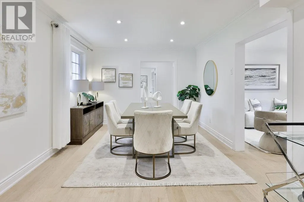 1316 CAMBRIDGE DRIVE