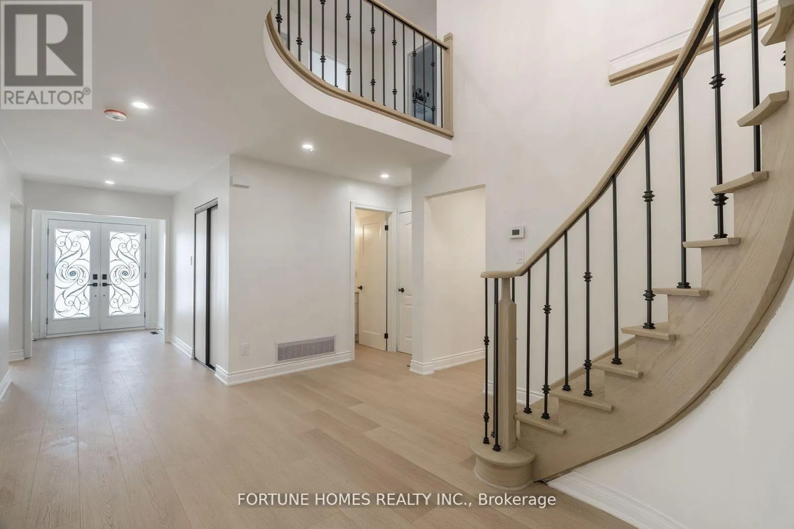 31 ORTONA DRIVE