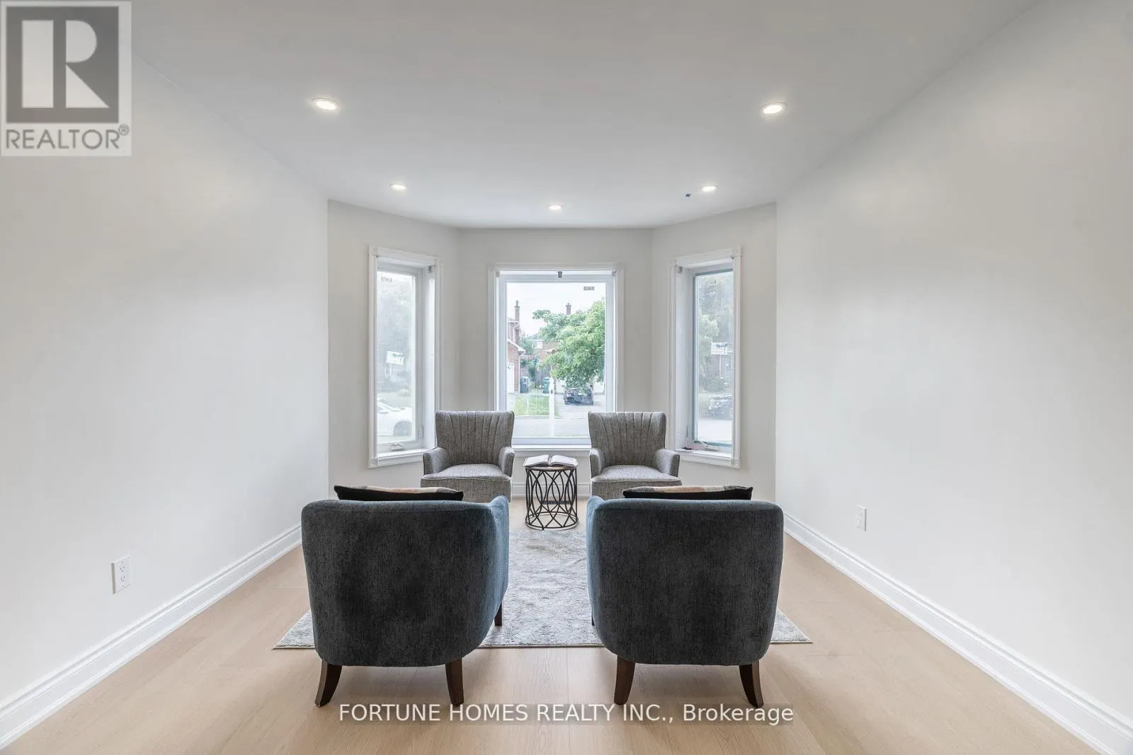 31 ORTONA DRIVE