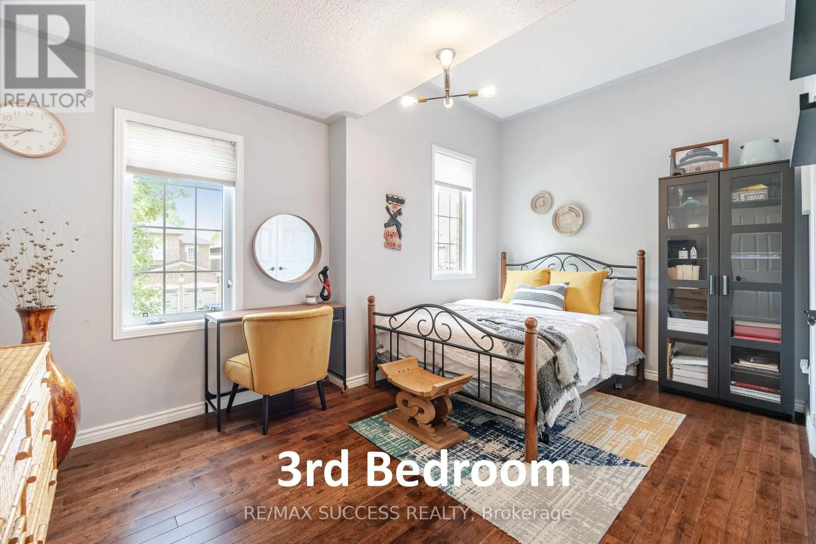 19 SAWSTON CIRCLE