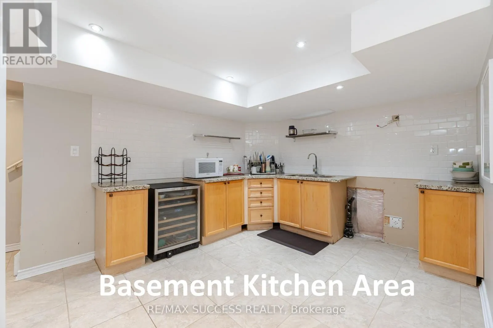 19 SAWSTON CIRCLE