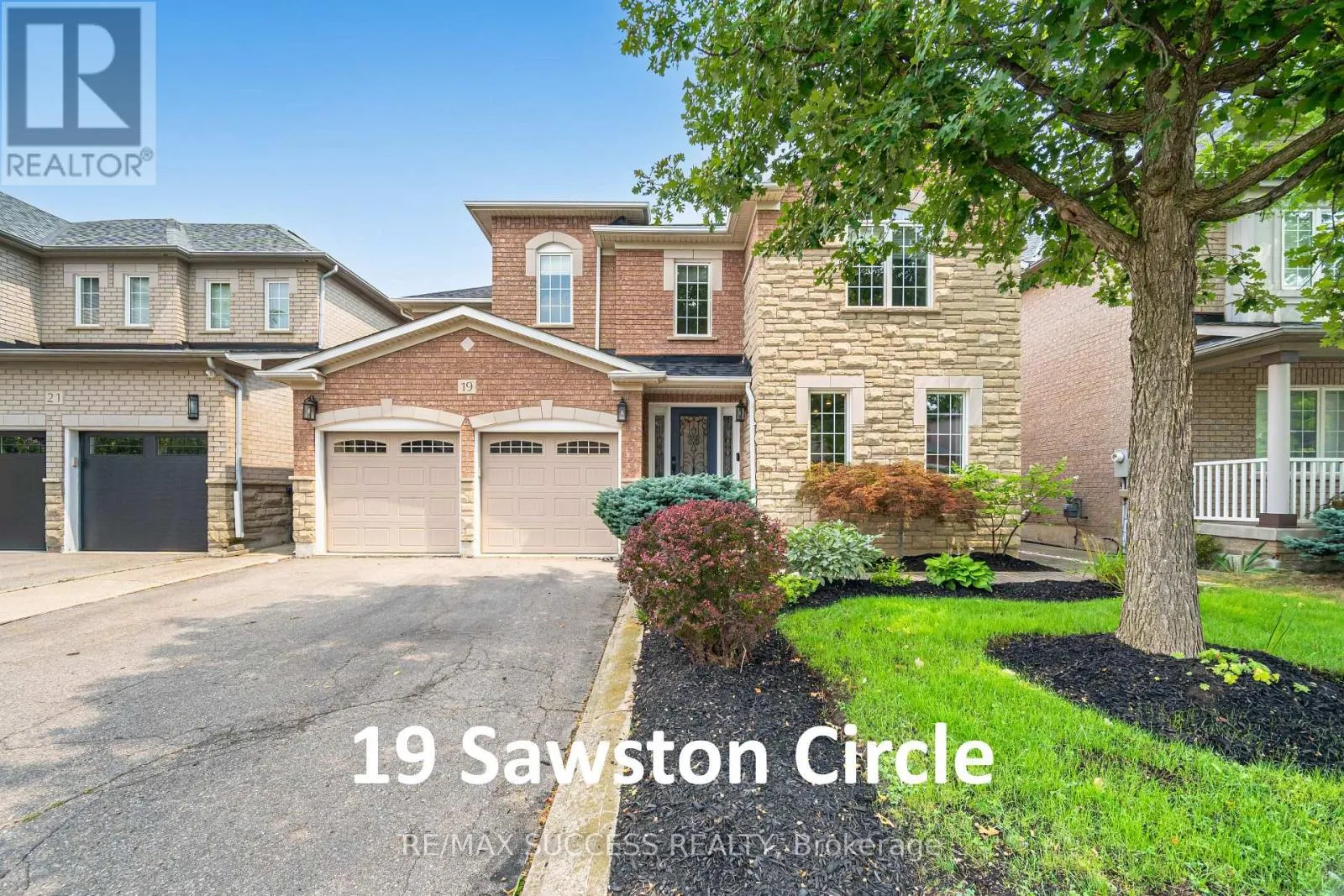 19 SAWSTON CIRCLE