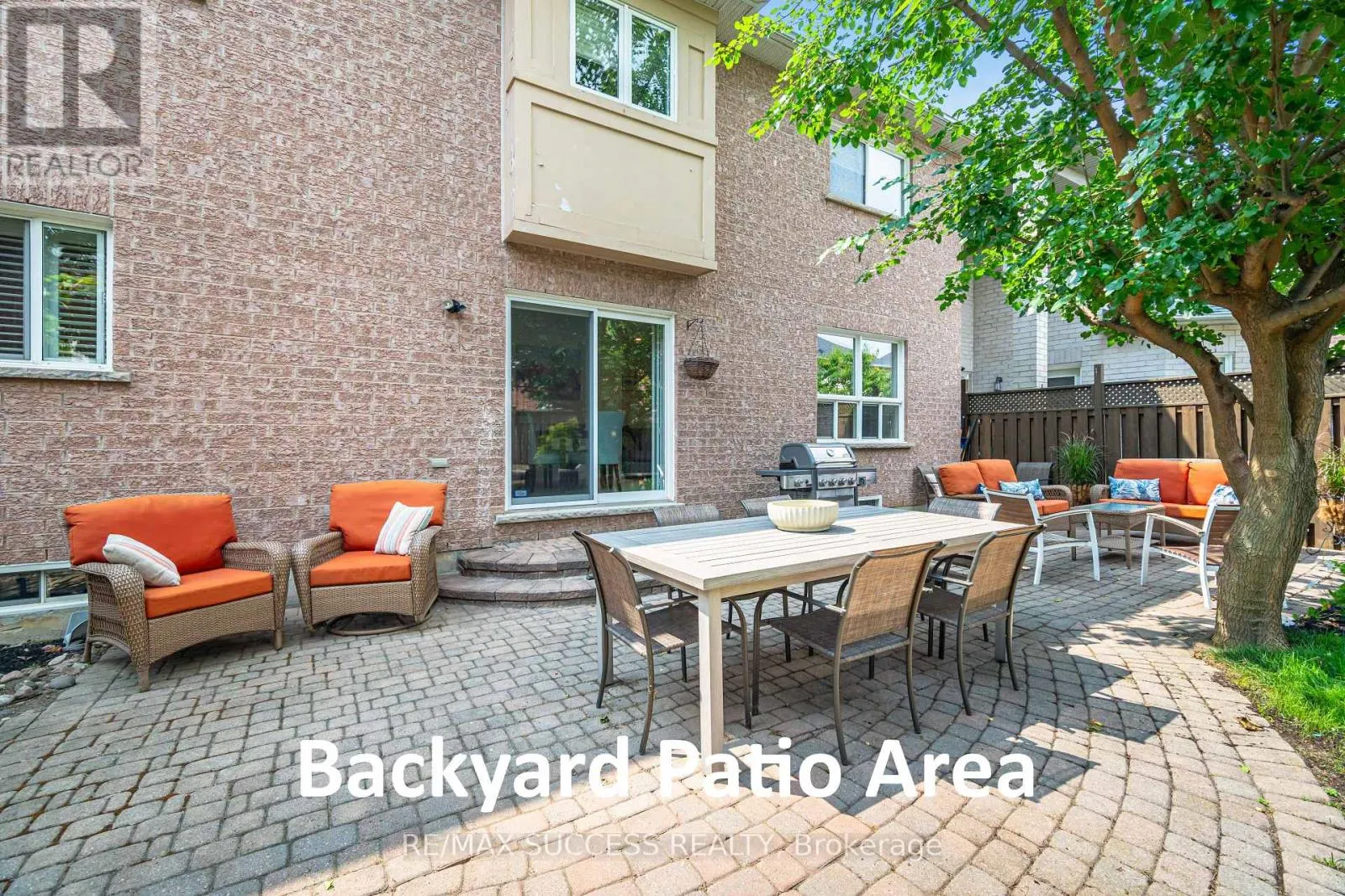 19 SAWSTON CIRCLE