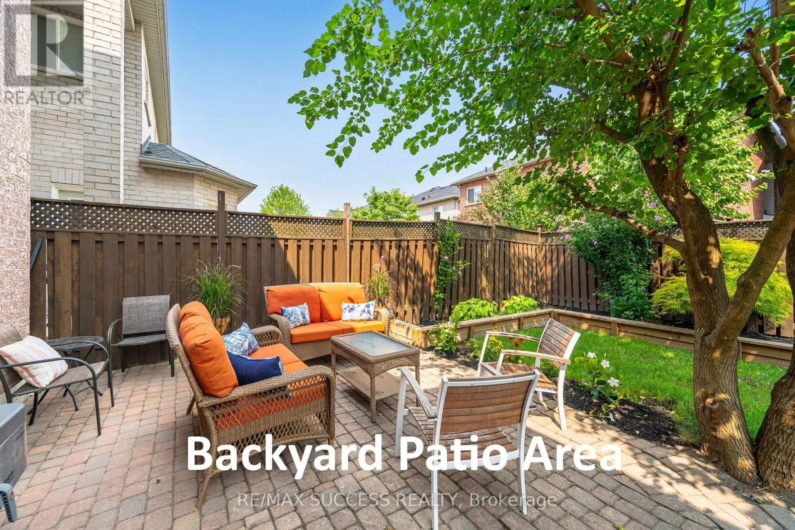 19 SAWSTON CIRCLE