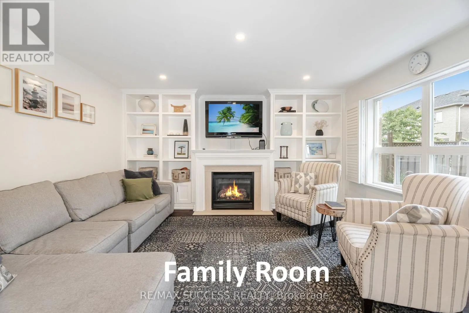 19 SAWSTON CIRCLE