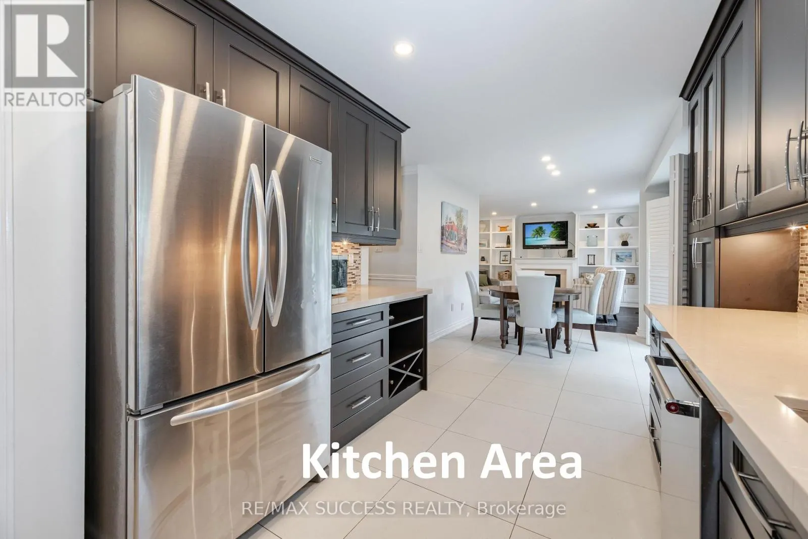 19 SAWSTON CIRCLE