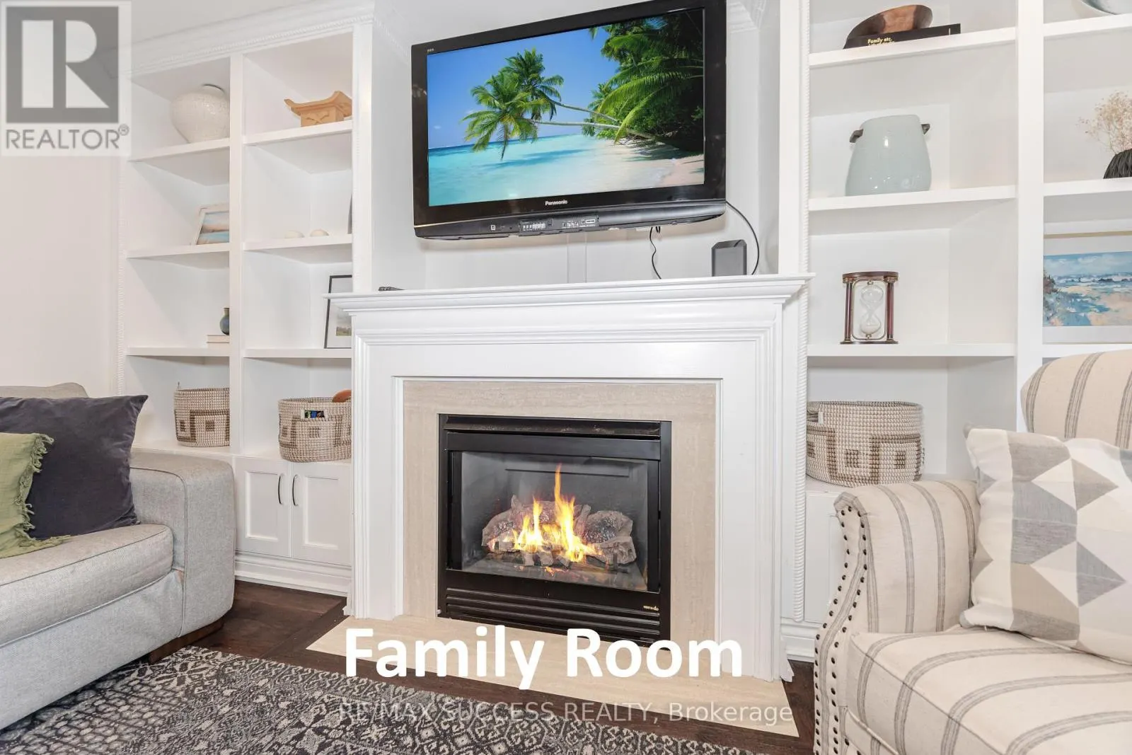 19 SAWSTON CIRCLE
