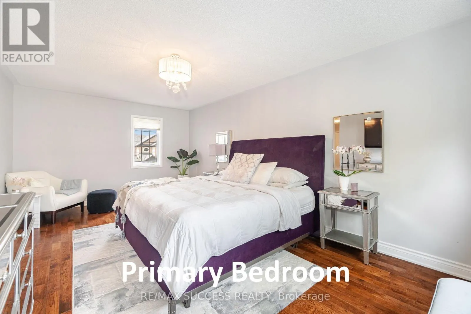 19 SAWSTON CIRCLE
