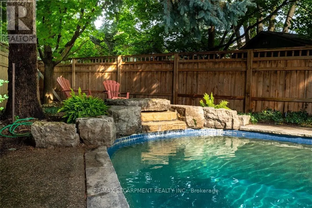 954 WINTERGREEN PLACE
