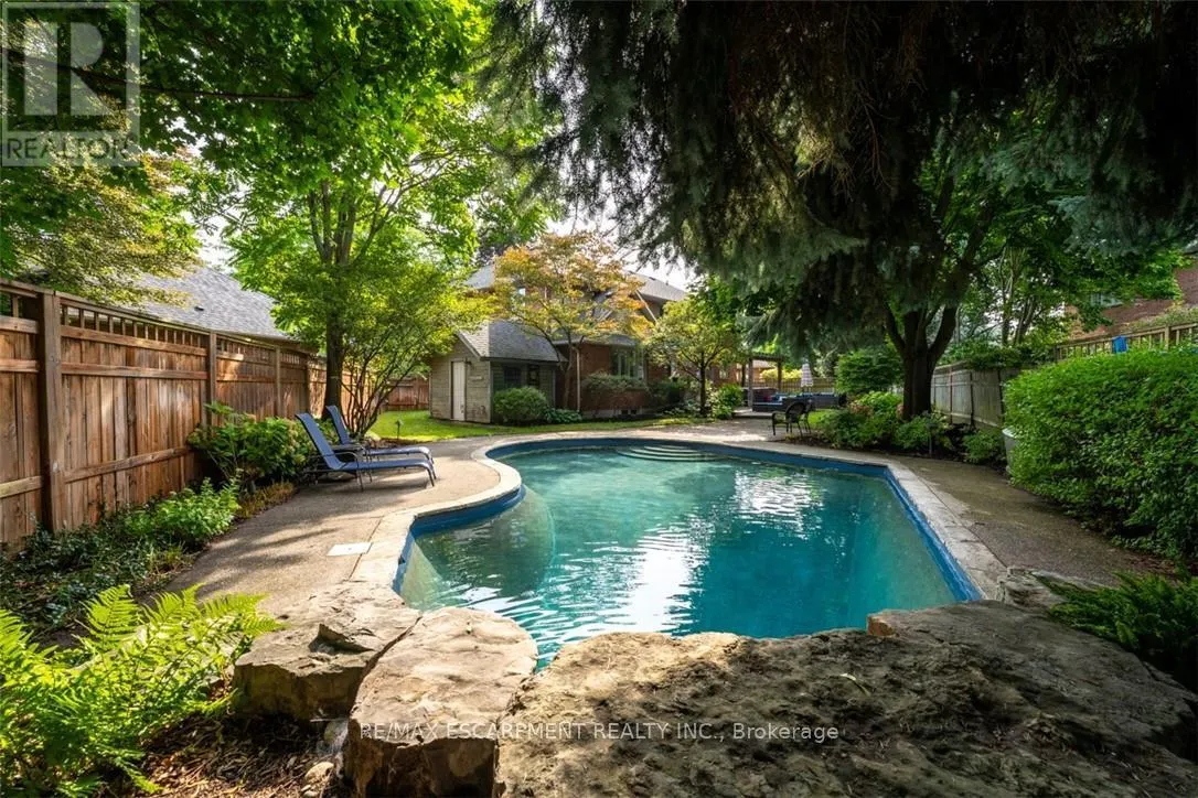 954 WINTERGREEN PLACE