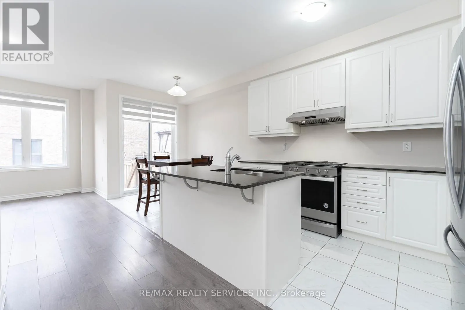 29 CIRCUS CRESCENT N