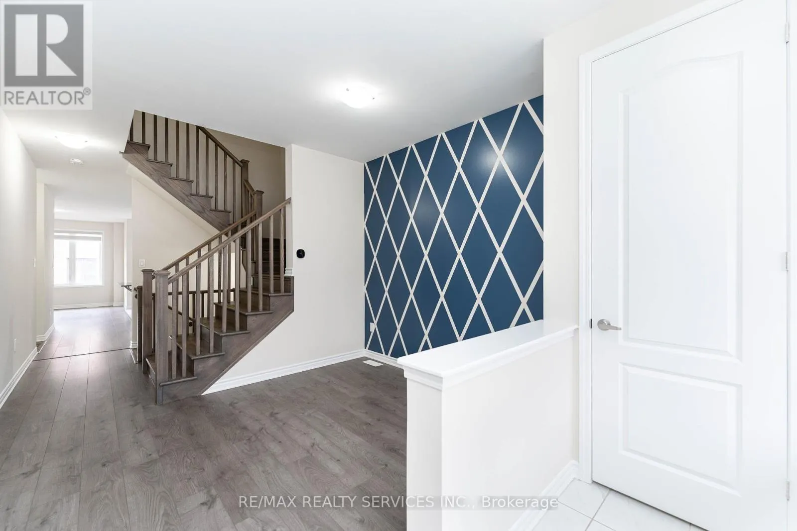 29 CIRCUS CRESCENT N