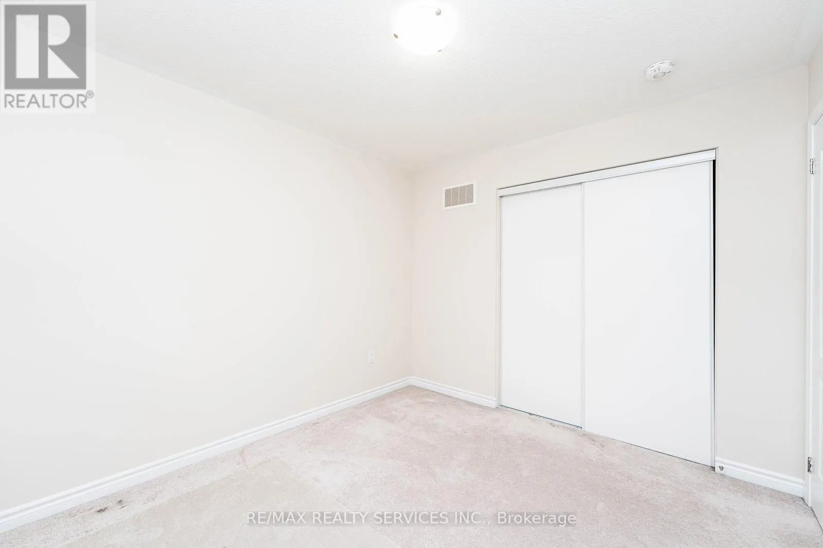29 CIRCUS CRESCENT N