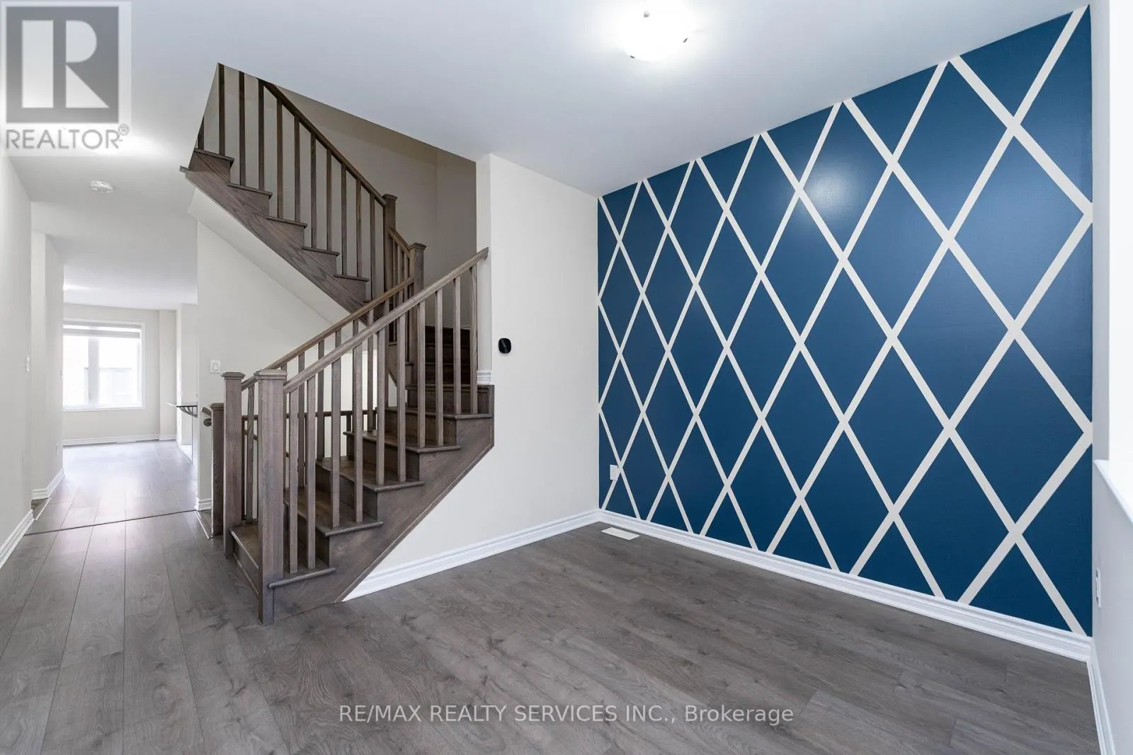 29 CIRCUS CRESCENT N